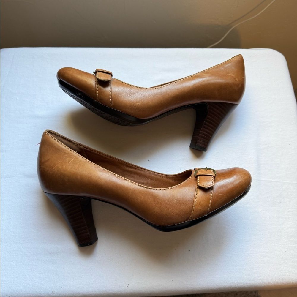 Clarks Artisan Society Dance Leather
Pumps Heels Womens Size 10